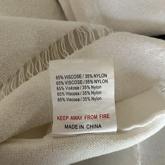 One Day Womens Turtle Neck Pullover White Top Size Tall Small Peek a Boo Detail - Picture 7 of 7